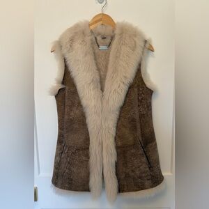 Overland Women’s Brown Suede Vest with Cream Fur Trim Interior, Small